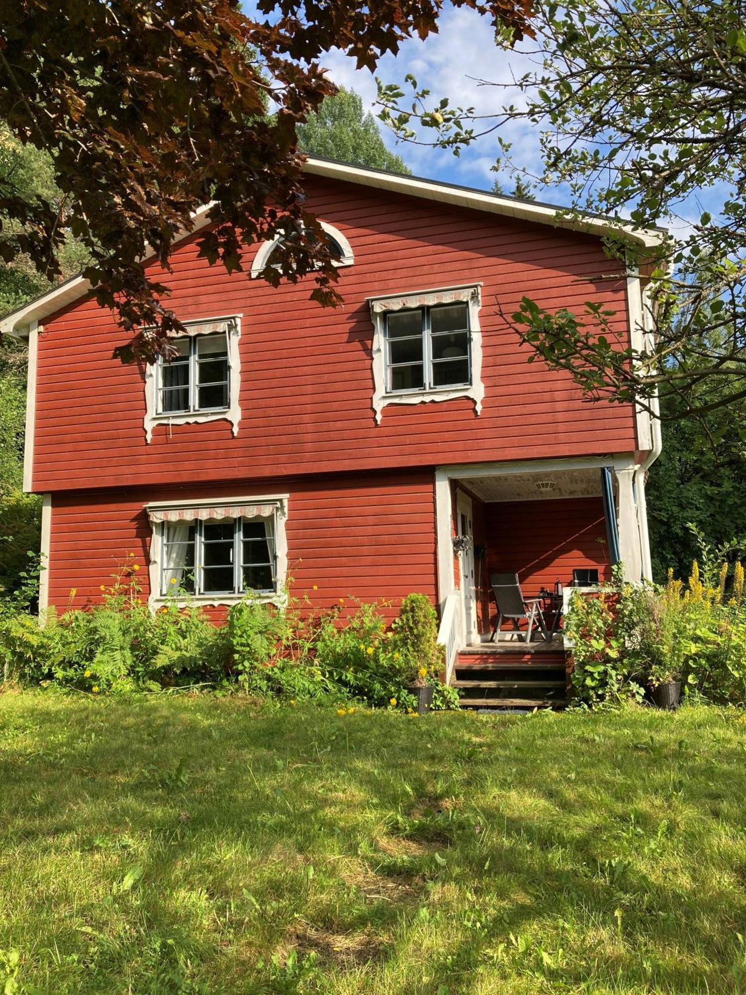 Charmig Villa Med Bastu Och Snabbt Wifi Långav Exterior foto